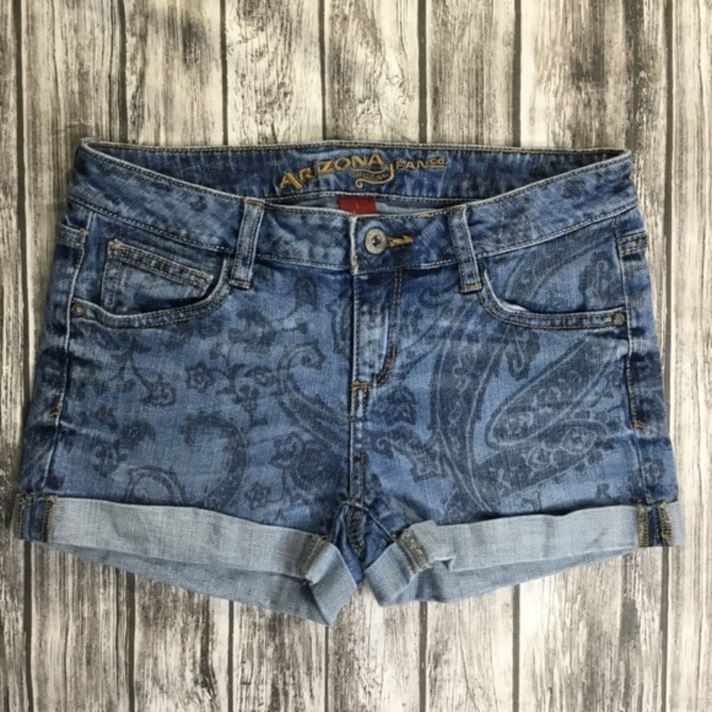Arizona Juniors Paisley Denim Shorts Size 1 Boho